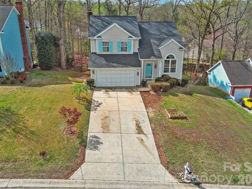 12611 Diamond Drive, Pineville, NC 28134.  MLS# CAR4361382, YatesRealty ID 15240. 
