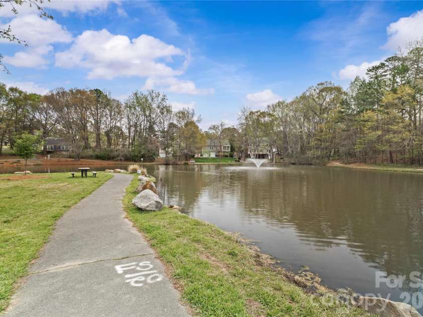 12611 Diamond Drive, Pineville, NC 28134.  MLS# CAR4361382, YatesRealty ID 15240. 