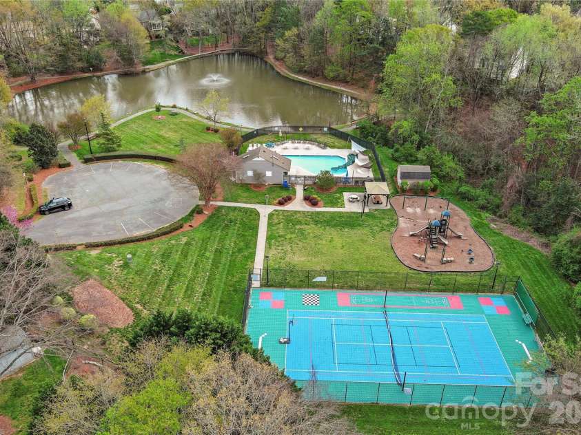 12611 Diamond Drive, Pineville, NC 28134.  MLS# CAR4361382, YatesRealty ID 15240. 