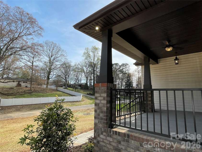 203 Willow Street, Stanley, NC 28164.  MLS# CAR4349588, YatesRealty ID 15241. 