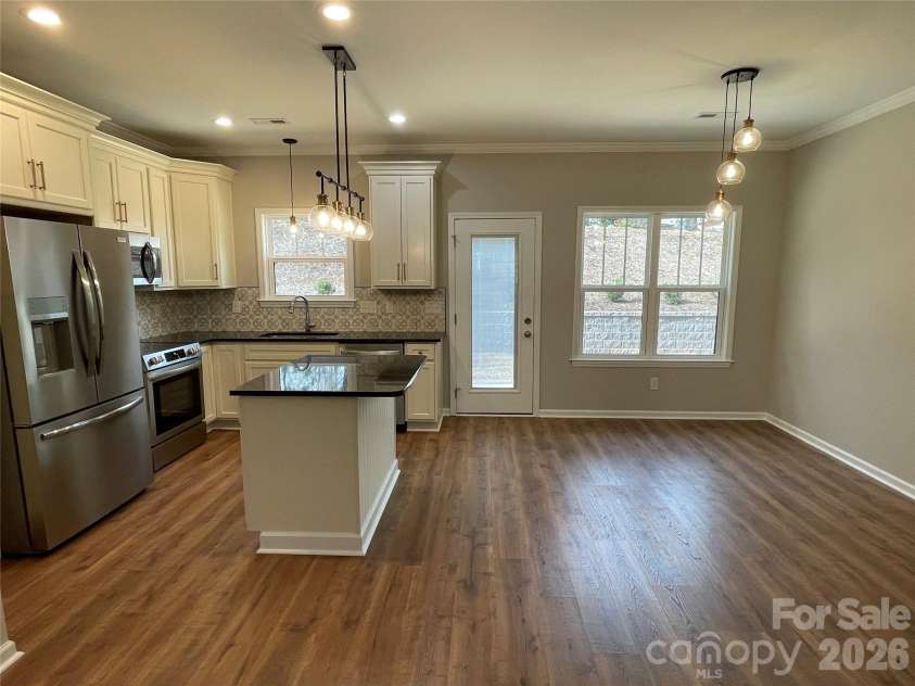 203 Willow Street, Stanley, NC 28164.  MLS# CAR4349588, YatesRealty ID 15241. 