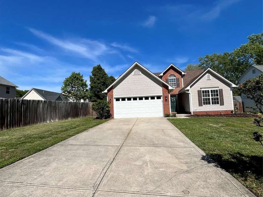 2653 Thistle Brook Drive, Concord, NC 28027.  MLS# CAR4371743, YatesRealty ID 15242. 