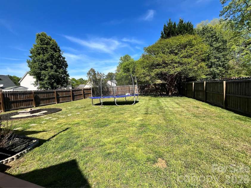 2653 Thistle Brook Drive, Concord, NC 28027.  MLS# CAR4371743, YatesRealty ID 15242. 