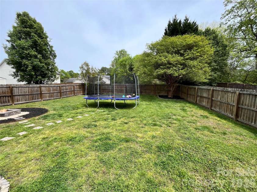 2653 Thistle Brook Drive, Concord, NC 28027.  MLS# CAR4371743, YatesRealty ID 15242. 