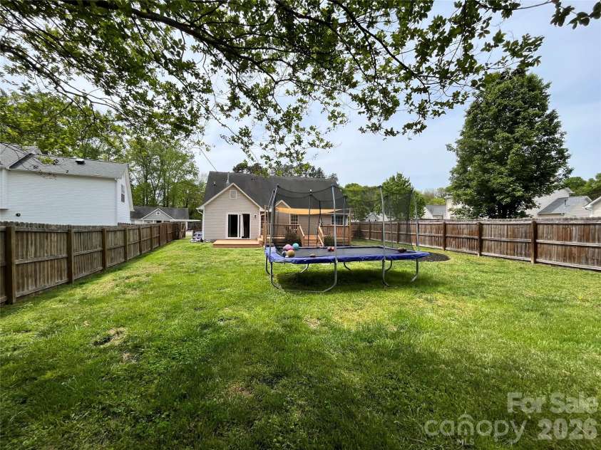 2653 Thistle Brook Drive, Concord, NC 28027.  MLS# CAR4371743, YatesRealty ID 15242. 