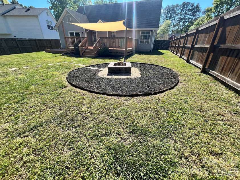 2653 Thistle Brook Drive, Concord, NC 28027.  MLS# CAR4371743, YatesRealty ID 15242. 