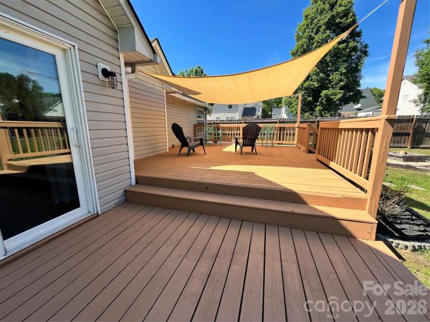 2653 Thistle Brook Drive, Concord, NC 28027.  MLS# CAR4371743, YatesRealty ID 15242. 