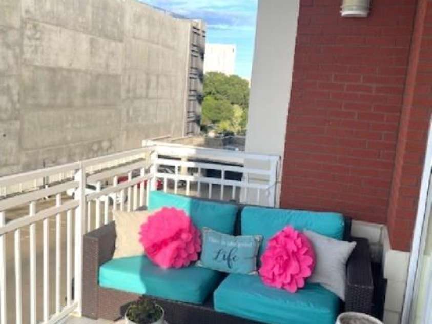 400 North Street, Raleigh, NC 27603.  MLS# CAR4259025, YatesRealty ID 15242. 