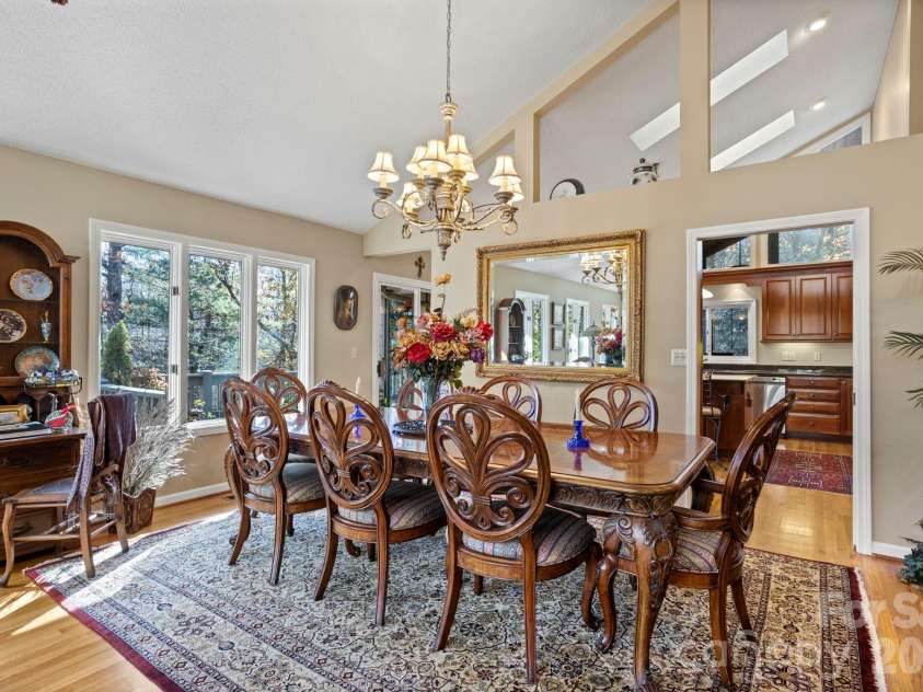231 Greenleaf Drive, Flat Rock, NC 28731.  MLS# CAR4344397, YatesRealty ID 15243. 