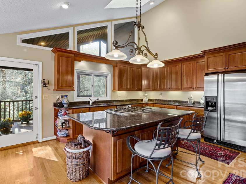 231 Greenleaf Drive, Flat Rock, NC 28731.  MLS# CAR4344397, YatesRealty ID 15243. 