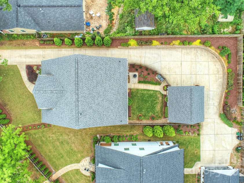 2829 Holt Street, Charlotte, NC 28205.  MLS# CAR4260071, YatesRealty ID 15243. 