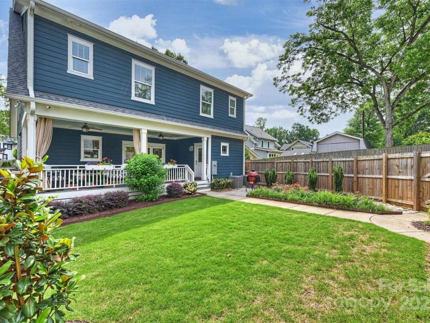 2829 Holt Street, Charlotte, NC 28205.  MLS# CAR4260071, YatesRealty ID 15243. Great Rear yard space