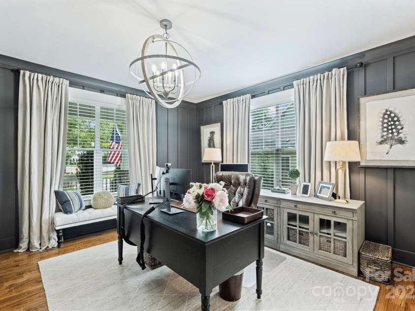 2829 Holt Street, Charlotte, NC 28205.  MLS# CAR4260071, YatesRealty ID 15243. Main level bedroom