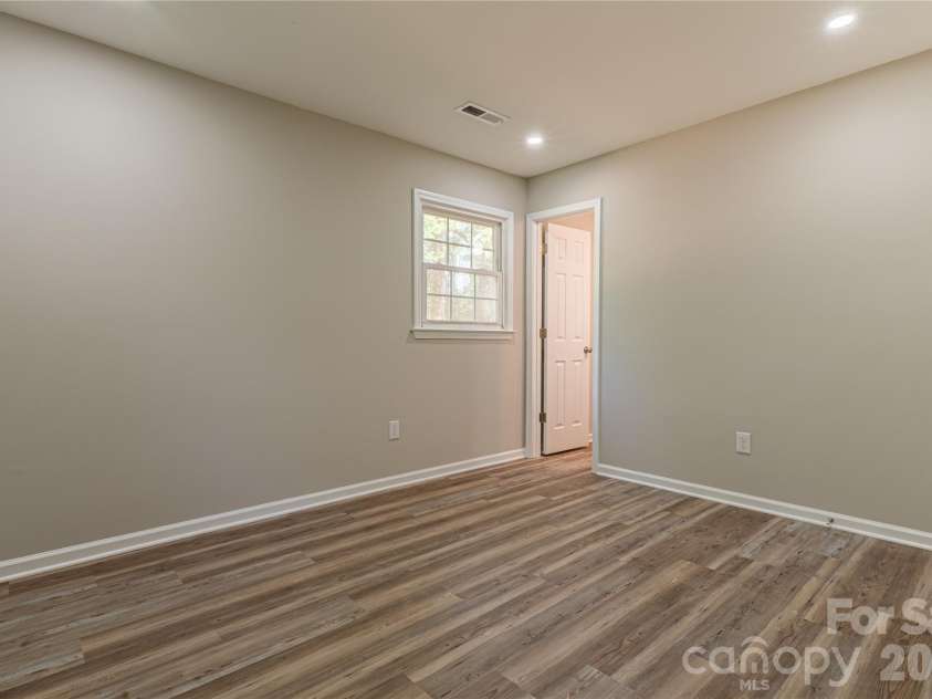 213 Washington Street, Wingate, NC 28174.  MLS# CAR4374369, YatesRealty ID 15244. 