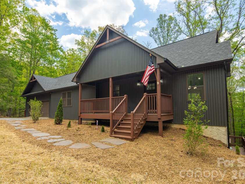 115 Pine Burr Drive, Purlear, NC 28665.  MLS# CAR4374403, YatesRealty ID 15245. 