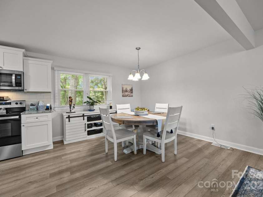 130 Cherokee Lane, Salisbury, NC 28147.  MLS# CAR4249287, YatesRealty ID 15245. 