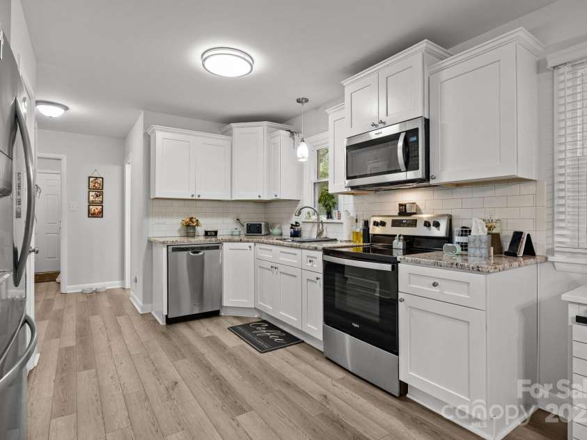 130 Cherokee Lane, Salisbury, NC 28147.  MLS# CAR4249287, YatesRealty ID 15245. 