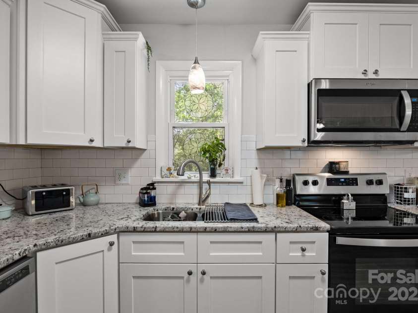 130 Cherokee Lane, Salisbury, NC 28147.  MLS# CAR4249287, YatesRealty ID 15245. 