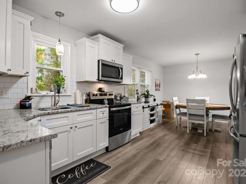 130 Cherokee Lane, Salisbury, NC 28147.  MLS# CAR4249287, YatesRealty ID 15245. 