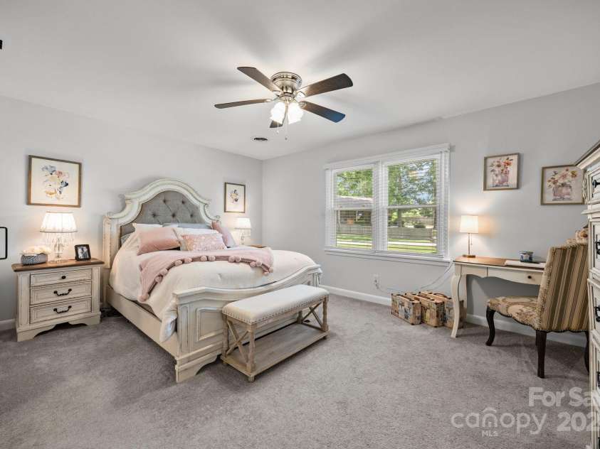 130 Cherokee Lane, Salisbury, NC 28147.  MLS# CAR4249287, YatesRealty ID 15245. 