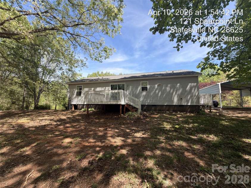 121 Spearpoint Lane, Statesville, NC 28625.  MLS# CAR4374440, YatesRealty ID 15248. 