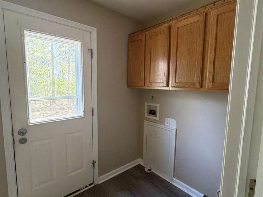 121 Spearpoint Lane, Statesville, NC 28625.  MLS# CAR4374440, YatesRealty ID 15248. 