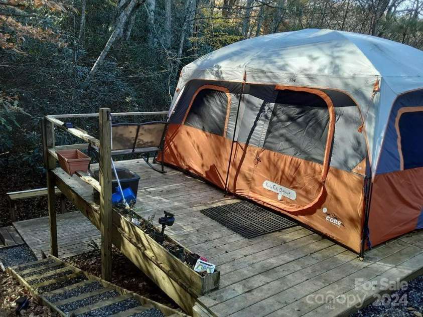 2200 Walnut Creek Road, Marshall, NC 28753.  MLS# CAR4200860, YatesRealty ID 1525. 