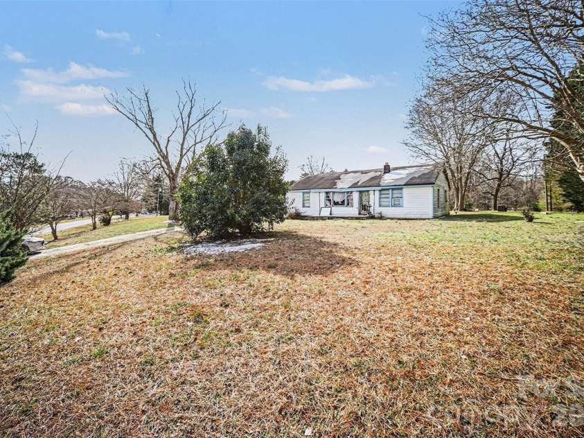 5191 Fewell Road, Clover, SC 29710.  MLS# CAR4343194, YatesRealty ID 1525. 