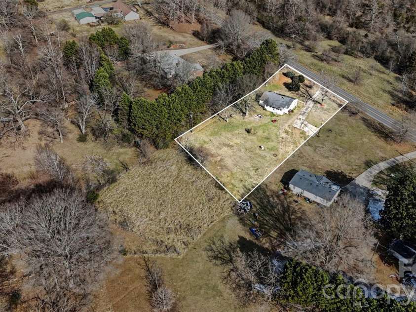 5191 Fewell Road, Clover, SC 29710.  MLS# CAR4343194, YatesRealty ID 1525. 