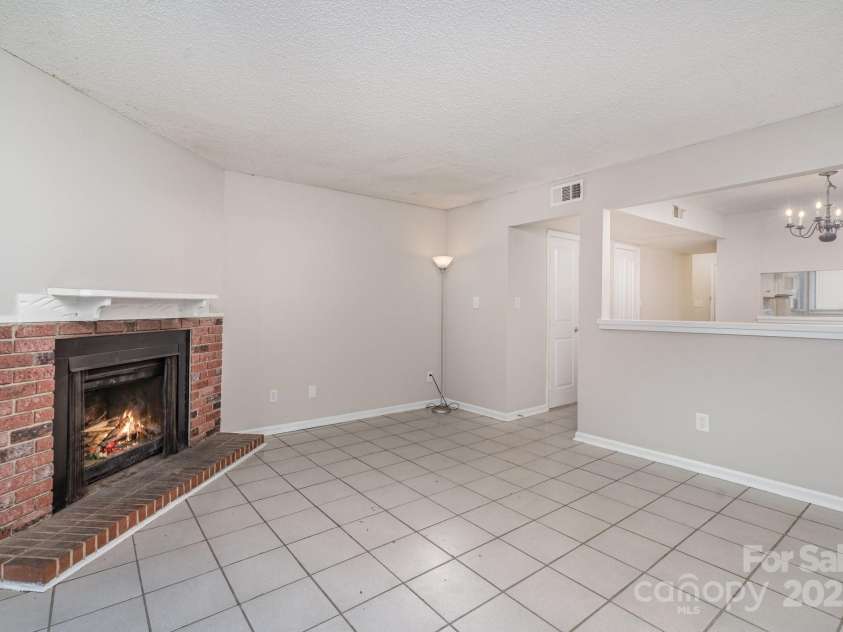 8005 Horse Chestnut Lane, Charlotte, NC 28277.  MLS# CAR4262727, YatesRealty ID 1525. 