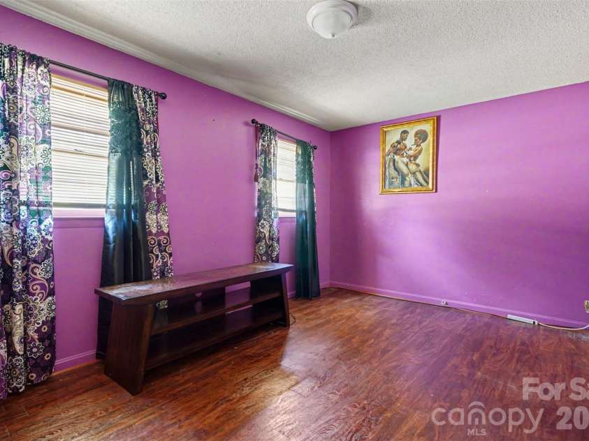 314 Westham Ridge Road, Charlotte, NC 28217.  MLS# CAR4373992, YatesRealty ID 15250. 
