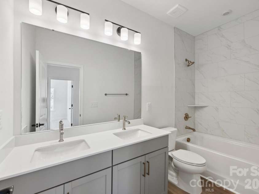 5416 Hollow Branch Road, Charlotte, NC 28278.  MLS# CAR4374476, YatesRealty ID 15251. Representative