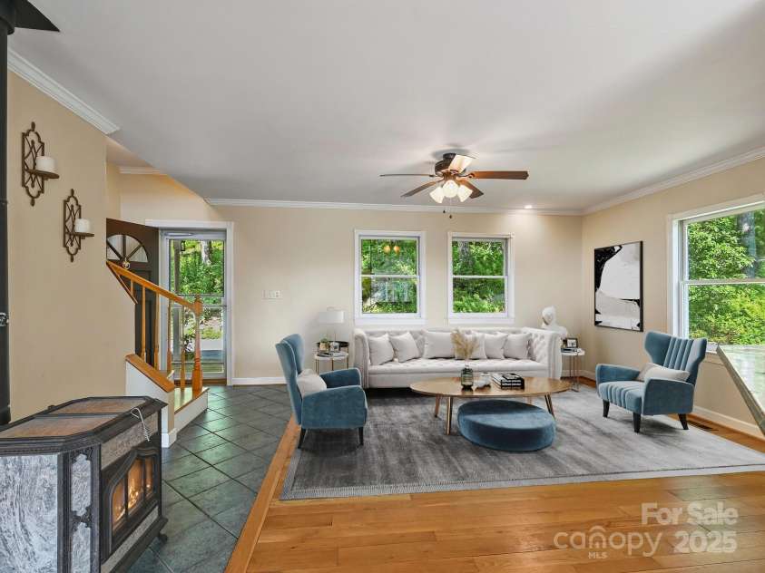 58 Randall Drive, Fairview, NC 28730.  MLS# CAR4263222, YatesRealty ID 15251. 