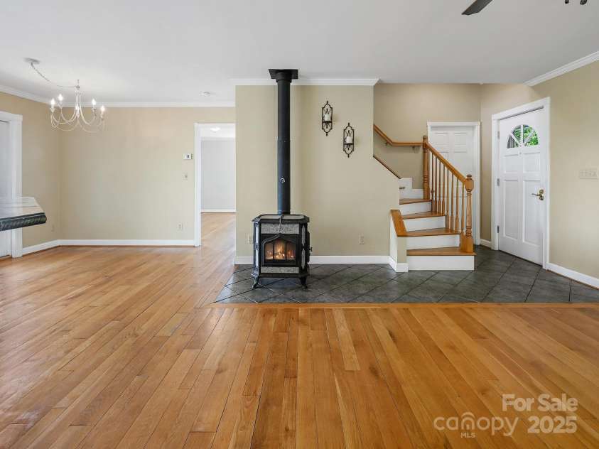 58 Randall Drive, Fairview, NC 28730.  MLS# CAR4263222, YatesRealty ID 15251. 