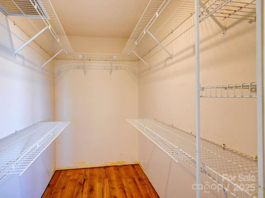 58 Randall Drive, Fairview, NC 28730.  MLS# CAR4263222, YatesRealty ID 15251. 