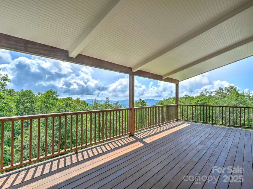 58 Randall Drive, Fairview, NC 28730.  MLS# CAR4263222, YatesRealty ID 15251. 