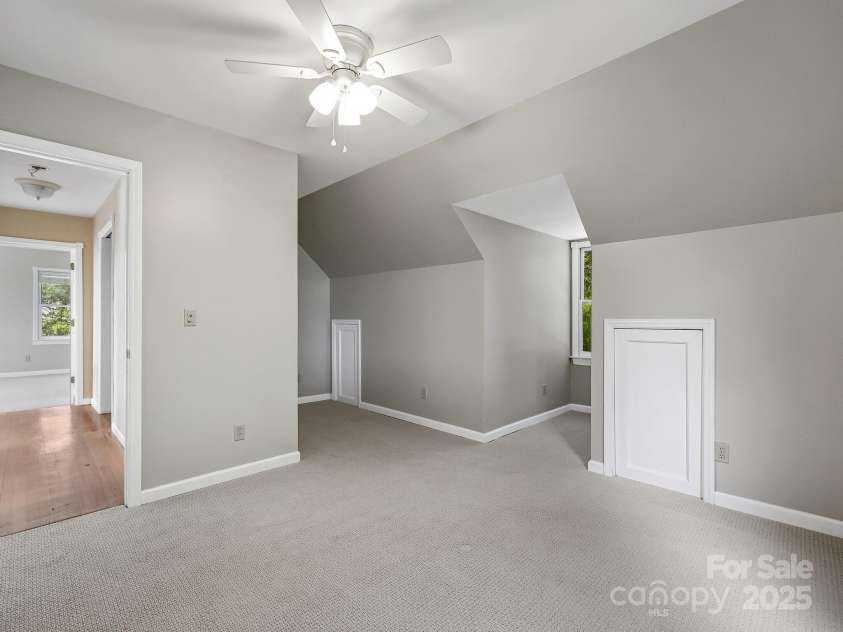 58 Randall Drive, Fairview, NC 28730.  MLS# CAR4263222, YatesRealty ID 15251. 