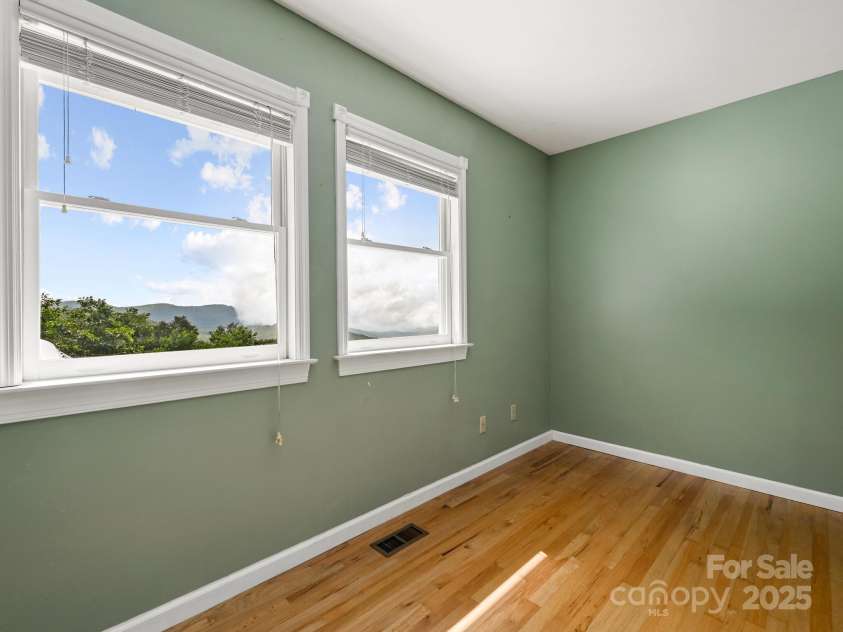 58 Randall Drive, Fairview, NC 28730.  MLS# CAR4263222, YatesRealty ID 15251. 