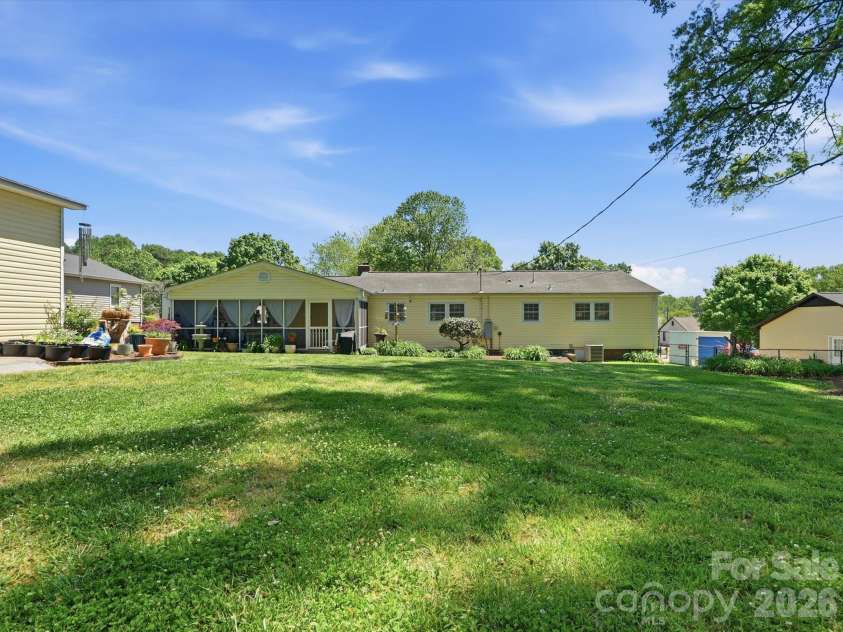 217 Hughey Drive, Gastonia, NC 28056.  MLS# CAR4374482, YatesRealty ID 15252. 