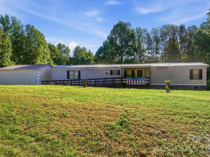 2909 Balkan Drive, York, SC 29745.  MLS# CAR4374505, YatesRealty ID 15253. 