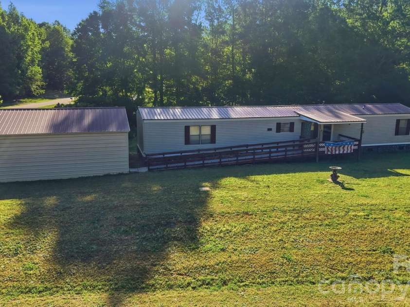 2909 Balkan Drive, York, SC 29745.  MLS# CAR4374505, YatesRealty ID 15253. 