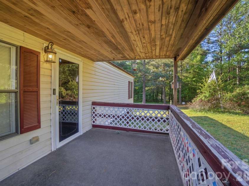 2909 Balkan Drive, York, SC 29745.  MLS# CAR4374505, YatesRealty ID 15253. 