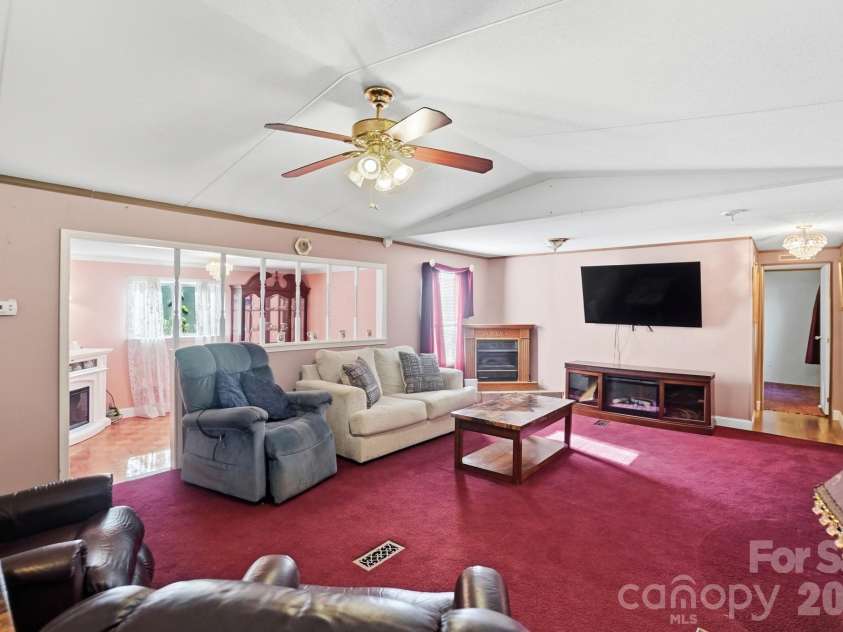 2909 Balkan Drive, York, SC 29745.  MLS# CAR4374505, YatesRealty ID 15253. 