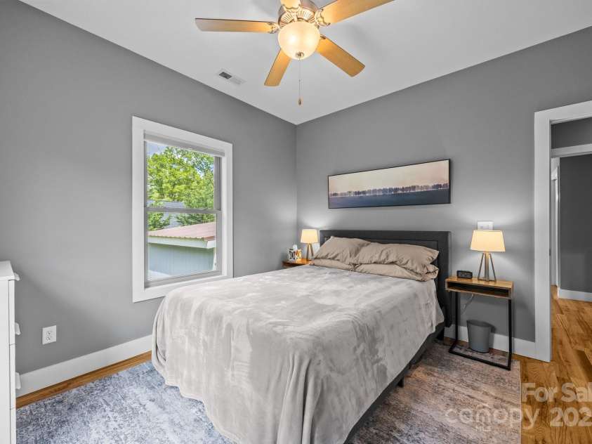 80 New Salem Road, Swannanoa, NC 28778.  MLS# CAR4250323, YatesRealty ID 15255. 