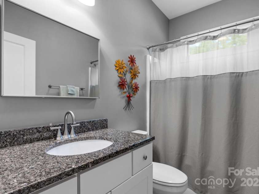 80 New Salem Road, Swannanoa, NC 28778.  MLS# CAR4250323, YatesRealty ID 15255. 