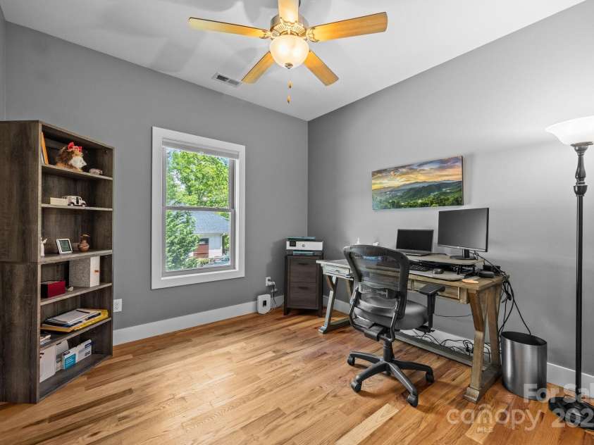 80 New Salem Road, Swannanoa, NC 28778.  MLS# CAR4250323, YatesRealty ID 15255. 