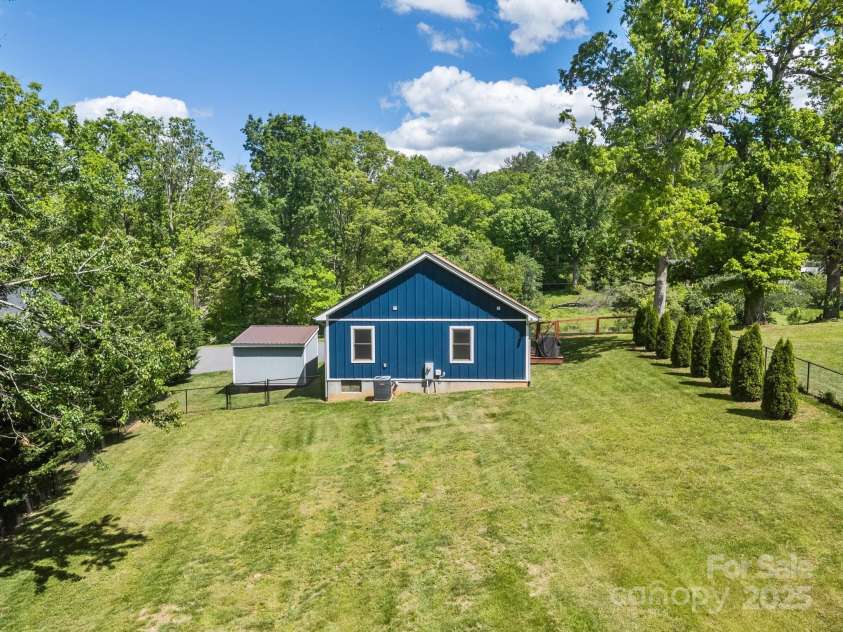 80 New Salem Road, Swannanoa, NC 28778.  MLS# CAR4250323, YatesRealty ID 15255. 