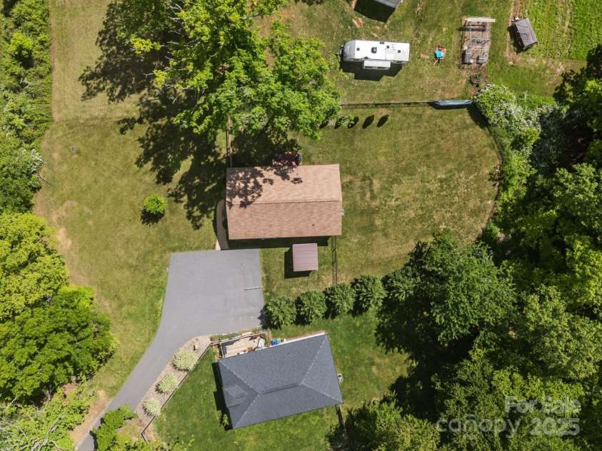 80 New Salem Road, Swannanoa, NC 28778.  MLS# CAR4250323, YatesRealty ID 15255. 