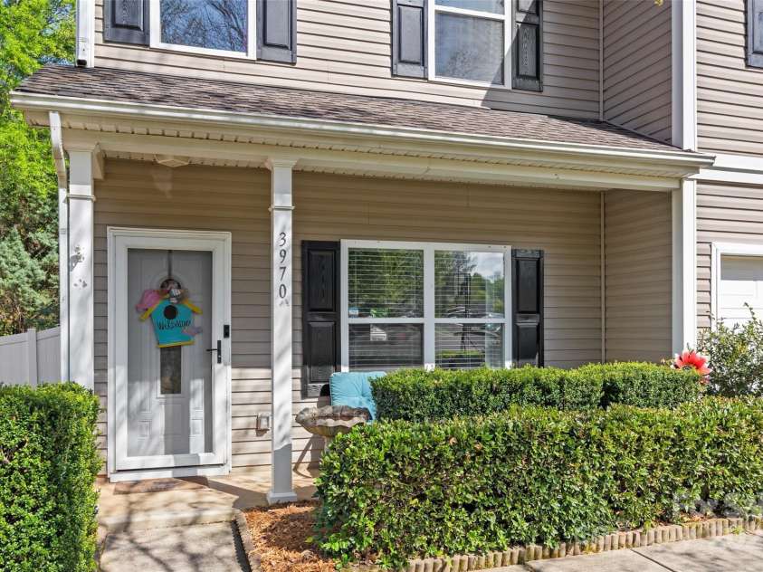 3970 Parkers Ferry Road, Fort Mill, SC 29715.  MLS# CAR4239600, YatesRealty ID 15256. 