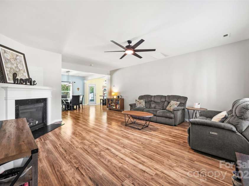 3970 Parkers Ferry Road, Fort Mill, SC 29715.  MLS# CAR4239600, YatesRealty ID 15256. 